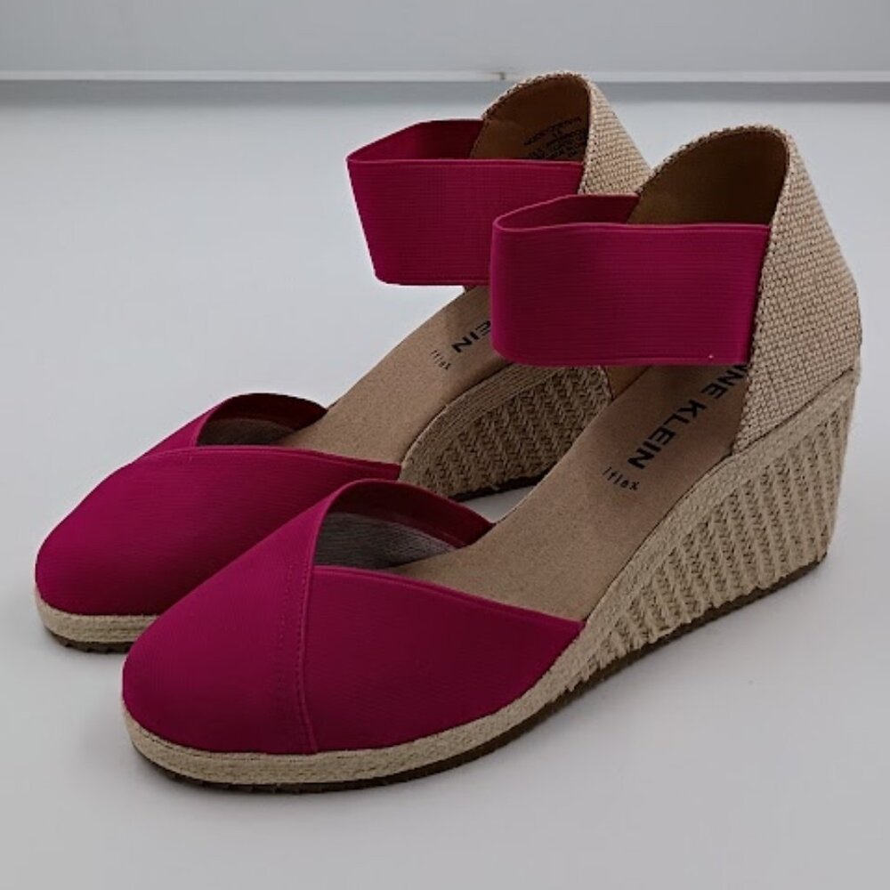 Anne Klein AKZoey Fuchsia Wedges Women's Size 8.5